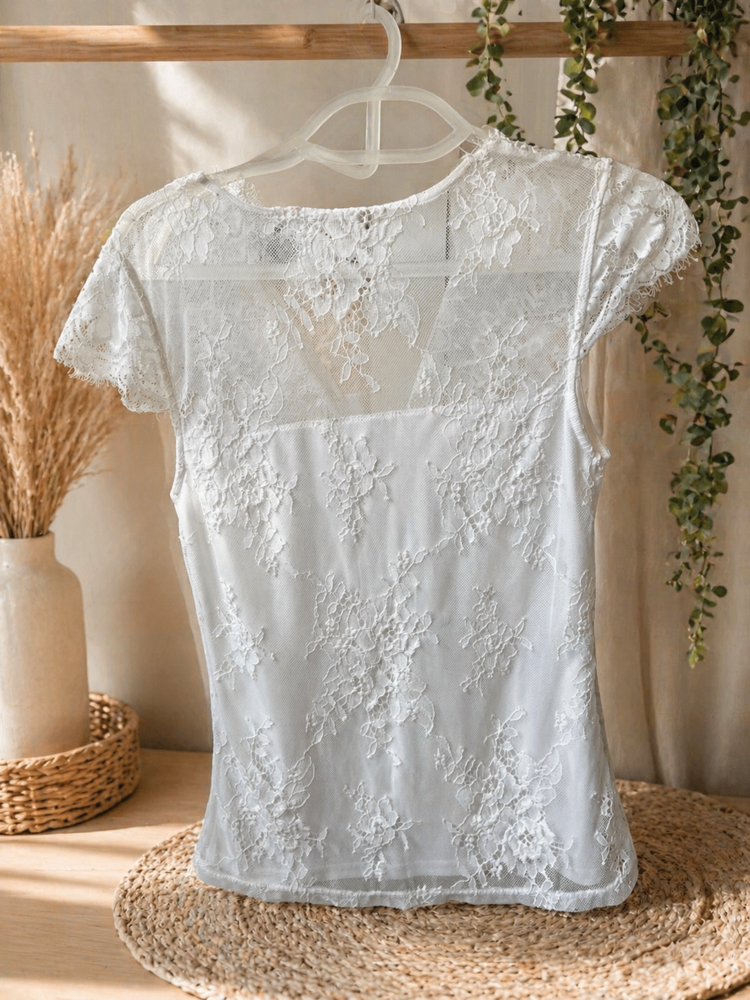 Haut en dentelle - photo 2